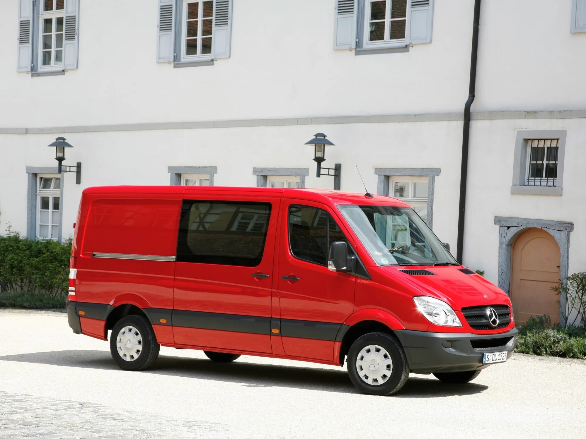 Mercedes sprinter 2006. Mercedes-Benz Sprinter w906. Мерседес Спринтер w906. Mercedes-Benz Sprinter 906. Mercedes-Benz Sprinter w906 фургон.