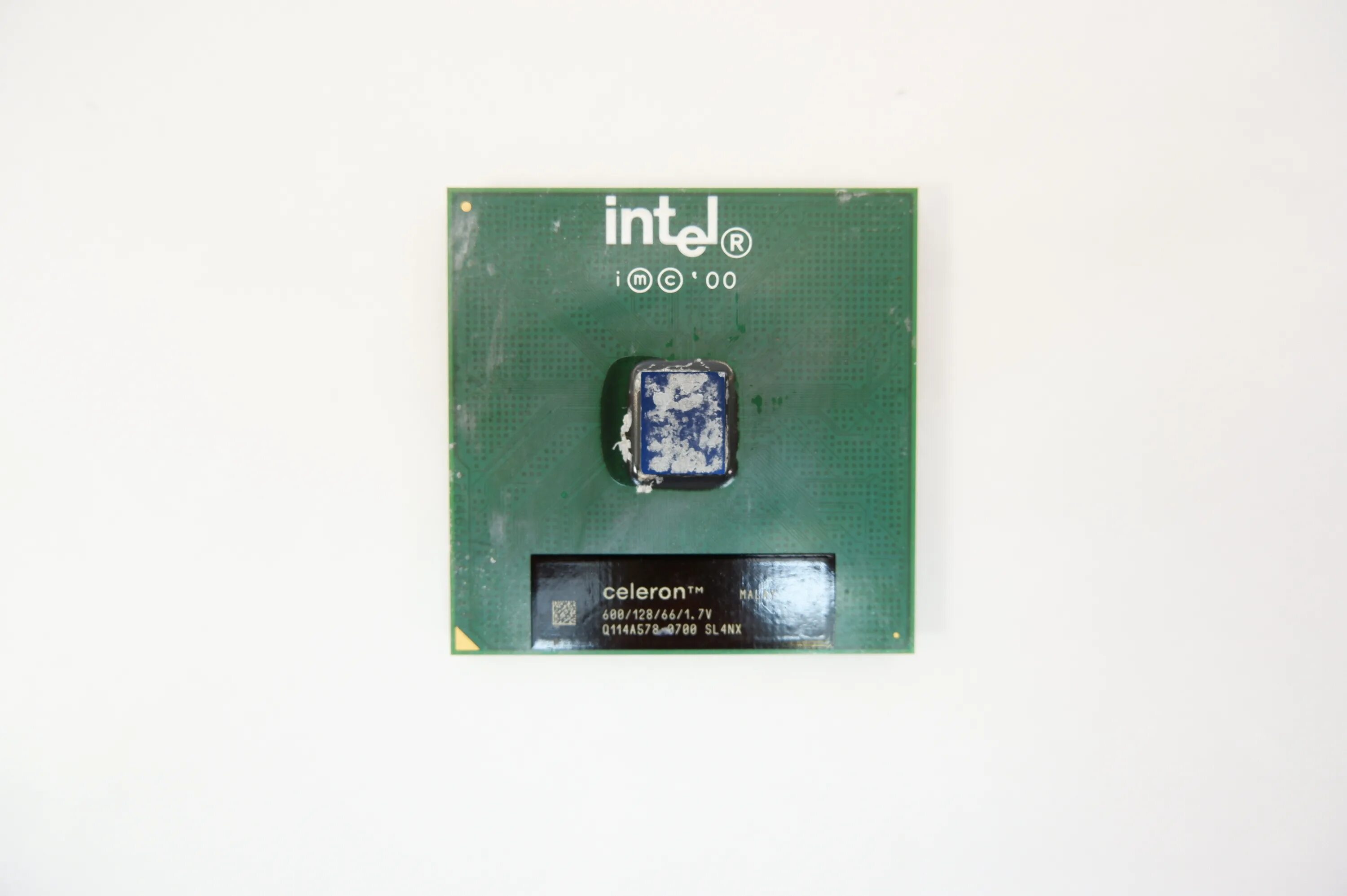 Intel celeron 600
