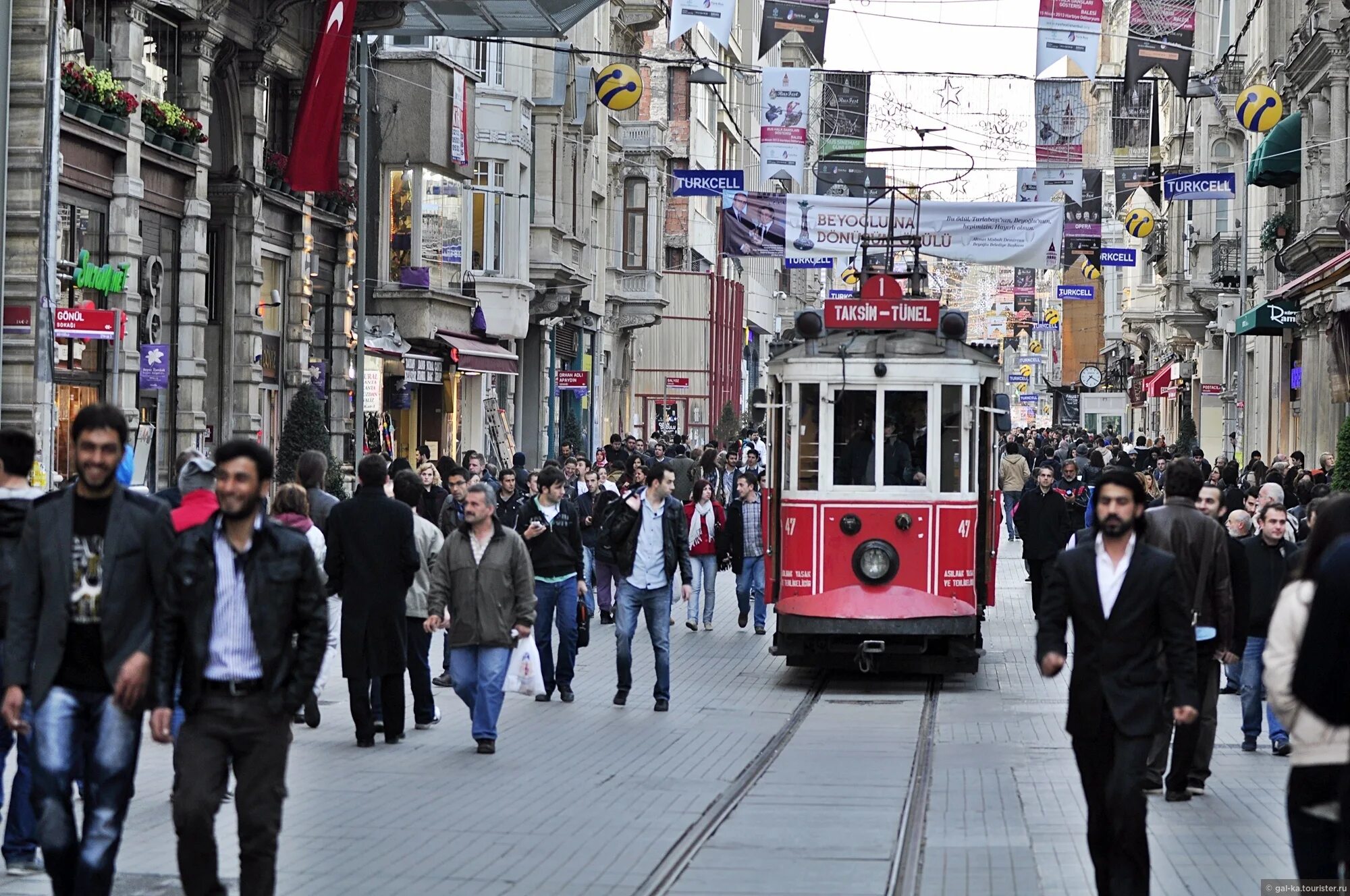 Истикляль. Турция улица Истикляль. Улица Истикляль, Стамбул, Турция. Истикляль достопримечательности. Стамбул 2023 Истикляль.