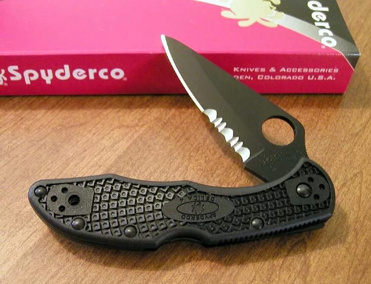 Spyderco delica. Спайдерко Делика 4. Spyderco Delica 4 Black. Нож Spyderco Delica 4. Нож Спайдерко Делика 4.