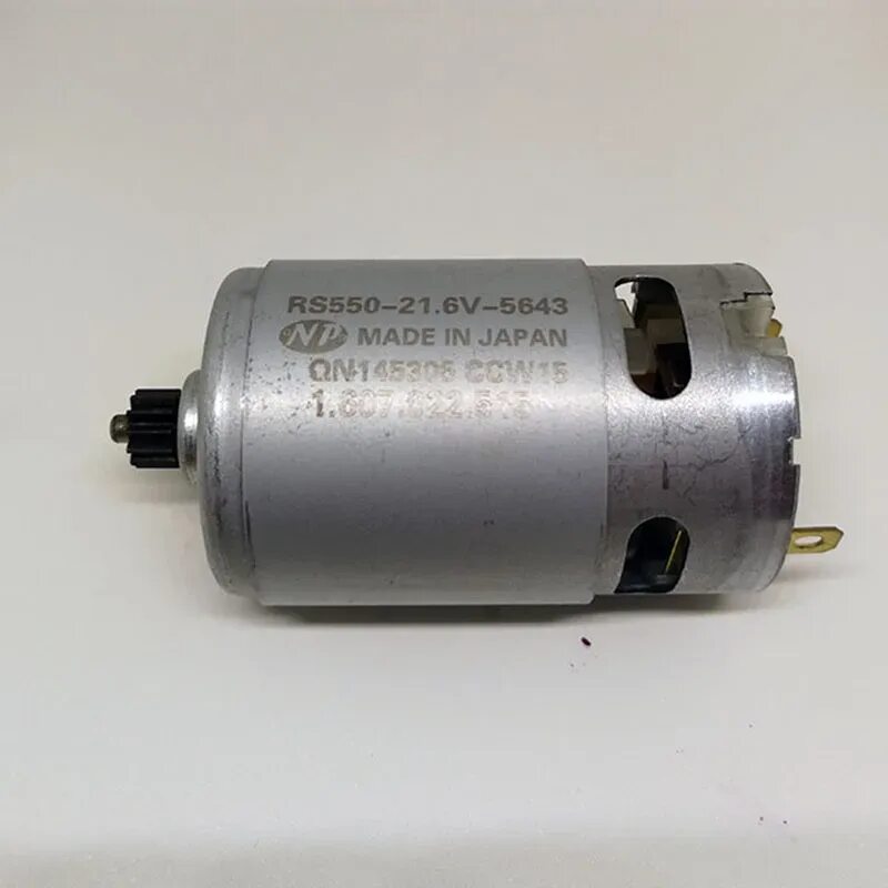 Двигатель для шуруповерта 18v jd550 jin ding. Моторчик 18 вольт 130000 оборотов. Hrs-550s-12v. Мотор 18 вольт. Двигатель шуруповерта 80x30мм.