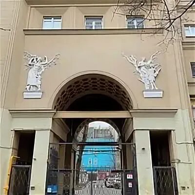 Москва, малый патриарший пер. Новоспасский переулок, д. 1. 5, стр. Патриарший переулок.