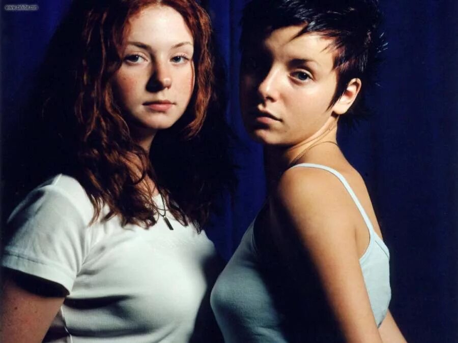 Создано в 1999 г и. Группа тату 1999. tatu группа. группа тату 90-х. группа тату постеры.