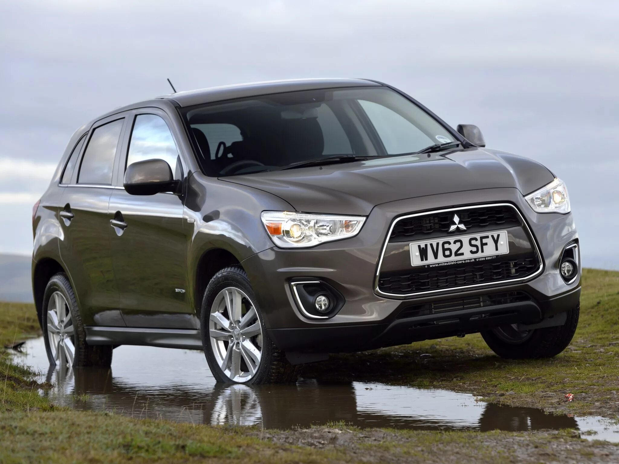 Митсубиси фото. Митсубиси АСХ. Митсубиси АСХ 2013. Mitsubishi ASX 2013. Мицубиси АСХ 2013.