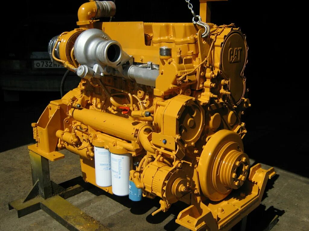 Caterpillar 150awd. Сервисное обслуживание спецтехники caterpillar. Ремонт катерпиллер. Ремонт спецтехники. Катерпиллер 3208 двигатель.