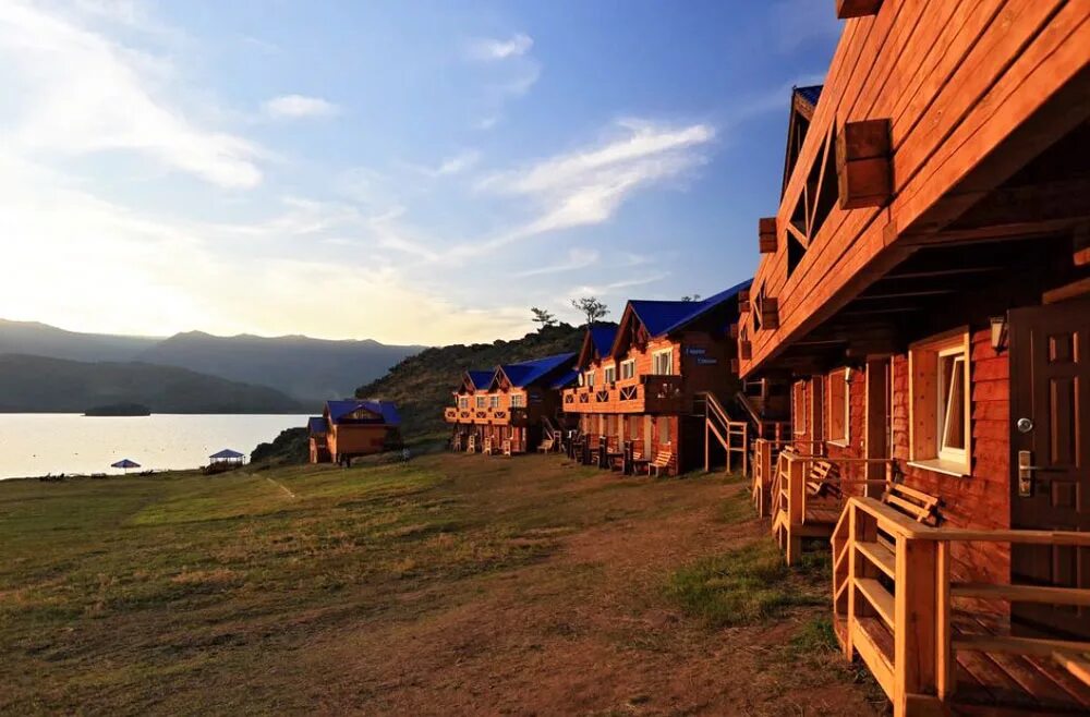 Турбазы бурятии. Турбаза тогот на байкале малое море. Турбазы бурятии. Турбазы бурятии. Кумуткан максимиха лагерь.