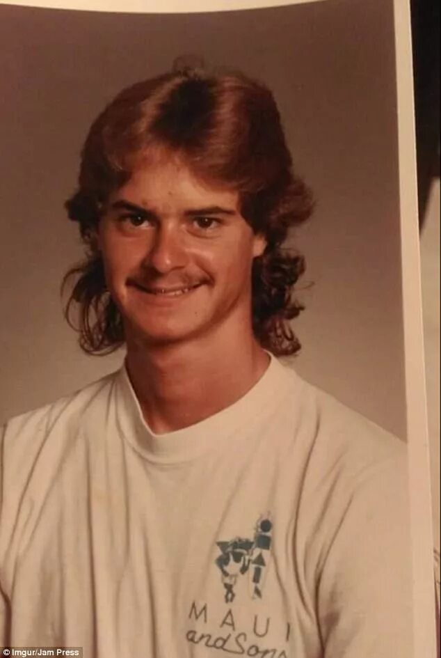 1984 men shaggy hairstyle