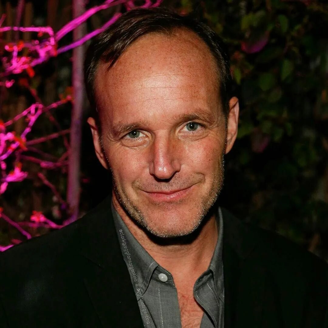 Кларк грегг актер. Кларк грегг американский актёр. Кларк грегг фотосессии. Кларк грегг. Кларк грегг.