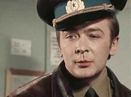 Кто играл усатого няня главную