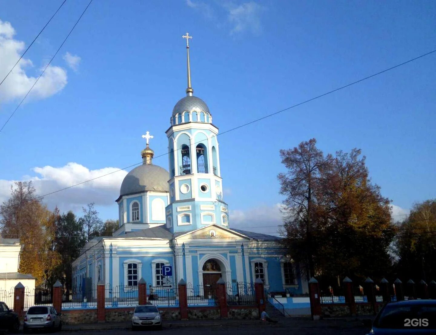 Церковь во имя пресвятой богородицы. Введенская Церковь (Курск). Храм введения во храм Пресвятой Богородицы Курск. Храм на Дубровинского Курск. Введенский храм города Курска.