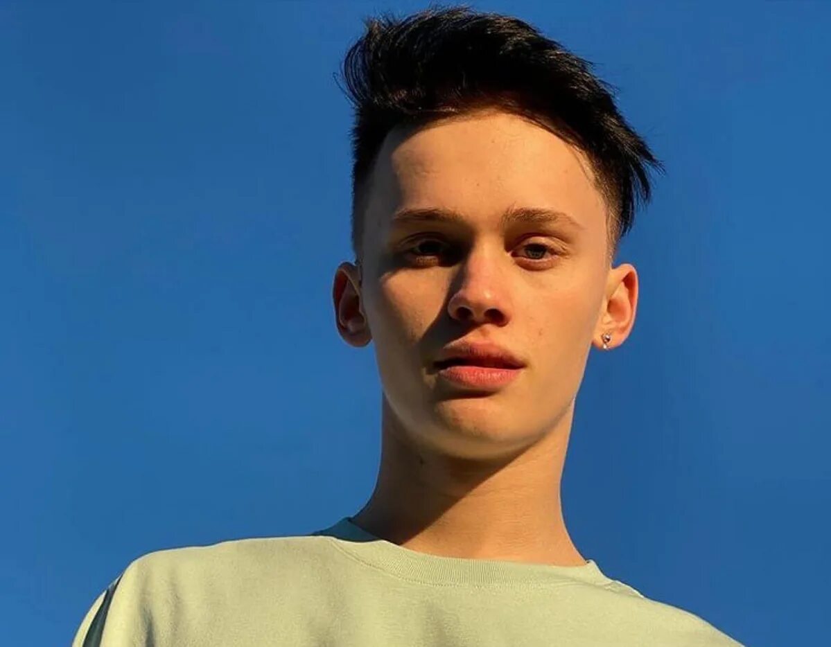 Стс сериал милохин. Тик токер даня милохин. Даням милохин. Знаменитости 2020 даня милохин. Милохин 2019.