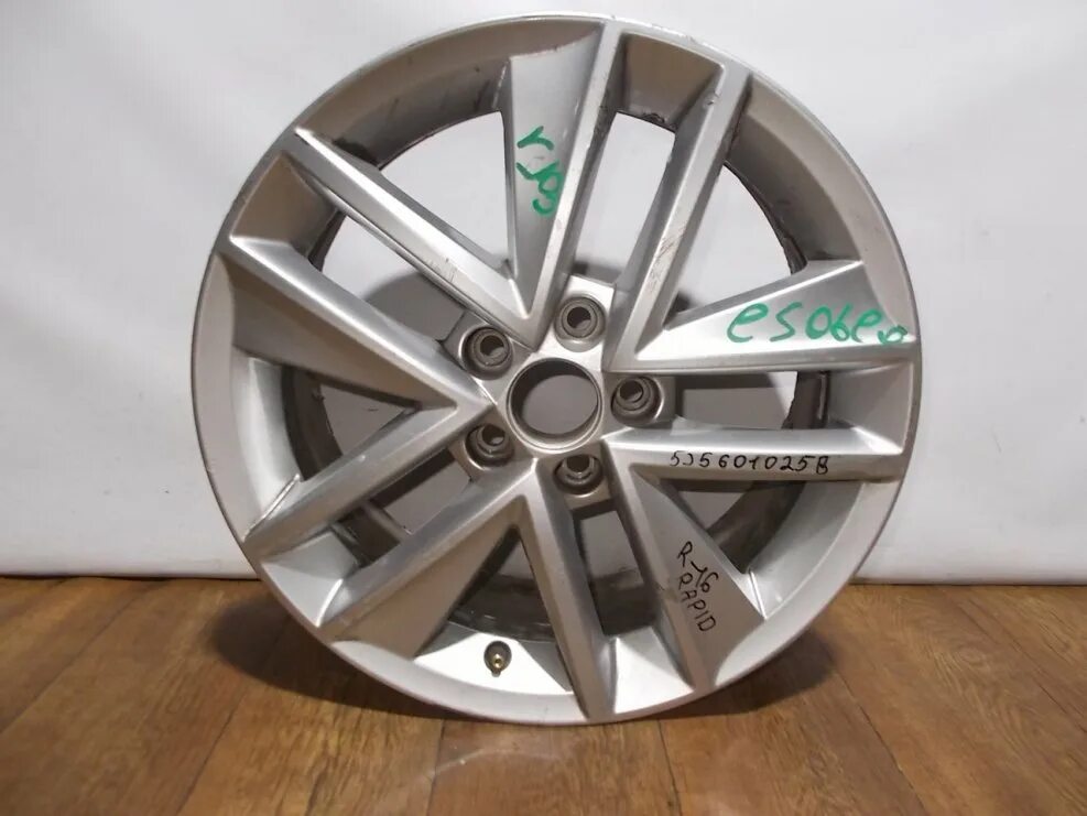 Литые диски 16 рапид. Диски рапид r16. skoda rapid диски r16. диски skoda rapid r16 оригинал. диски шкода рапид 16 оригинал.