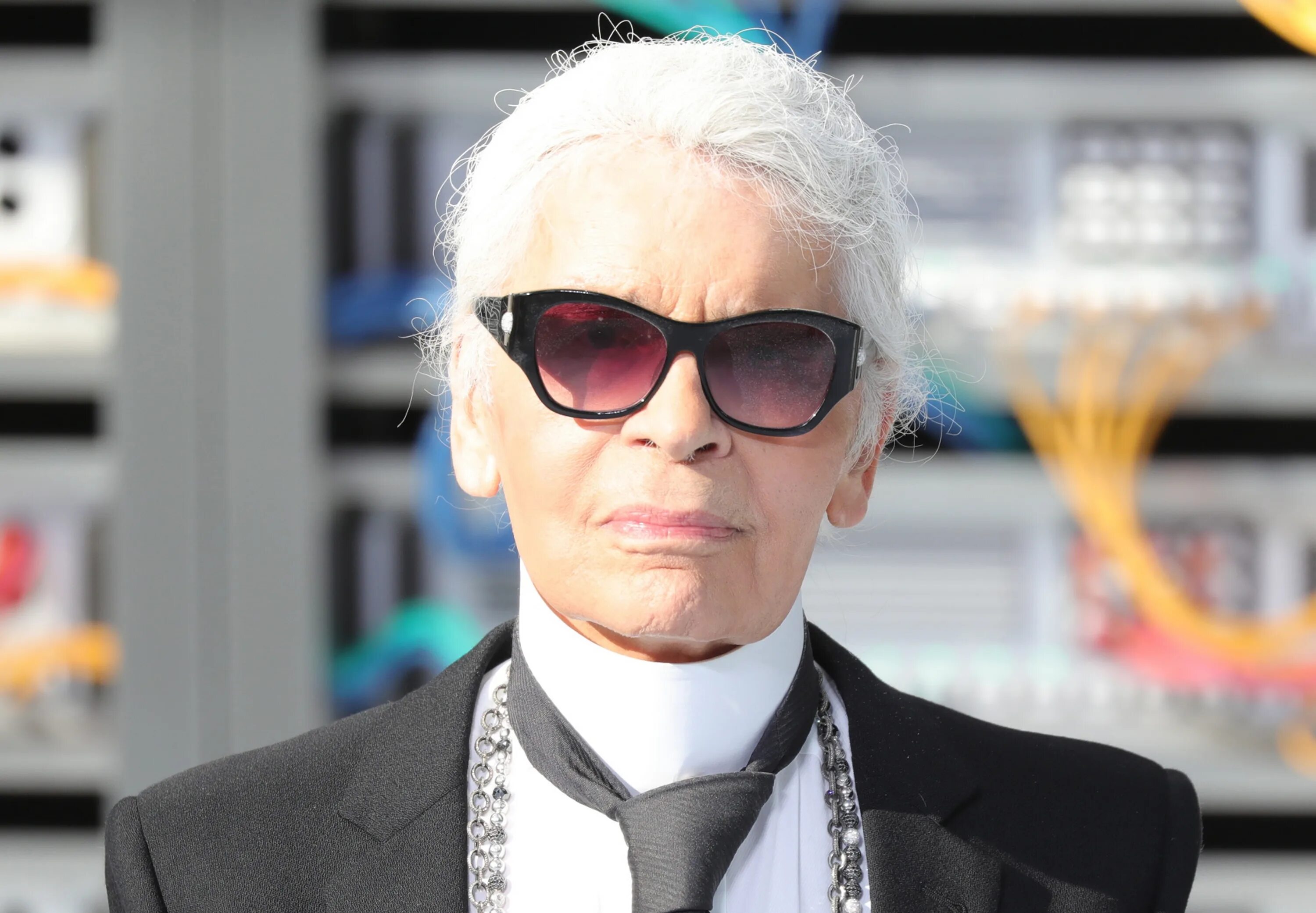 Lagerfeld tokyo. Отто Лагерфельд.