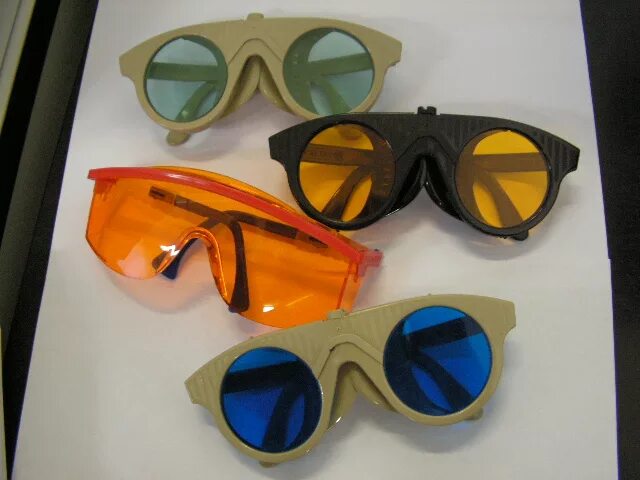 химическая безопасность. очки от ионизирующего излучения. очки защитные от лазерного излучения. Gsf166 очки. очки зп2 панорама.