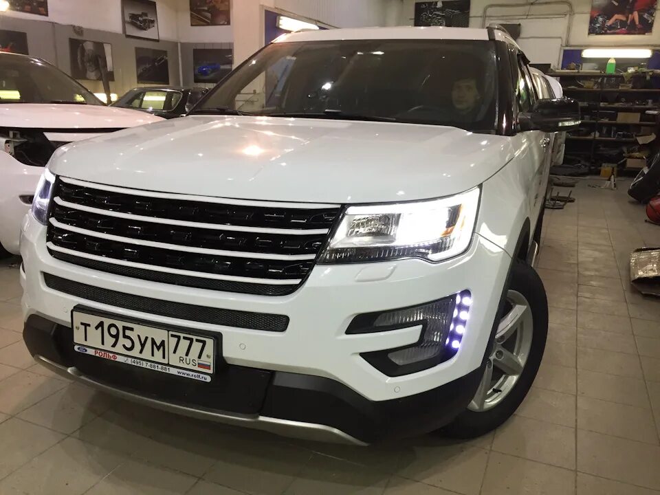 Решетка радиатора форд эксплорер 5. Решетка ford explorer 5. решетка на форд эксплорер 5. решетка радиатора ford explorer 5. форд эксплорер 5 рестайлинг.