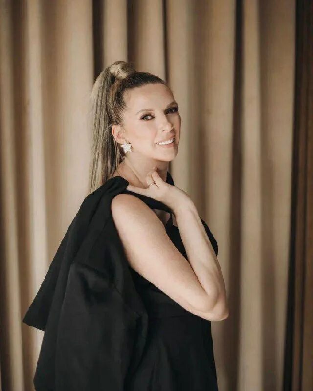 дмитрий грачев муж маргариты грачевой. маргарита грачева и дмитрий грачев. ладонь девушки. маргарита грачёва серпухов. девушки серпухов.