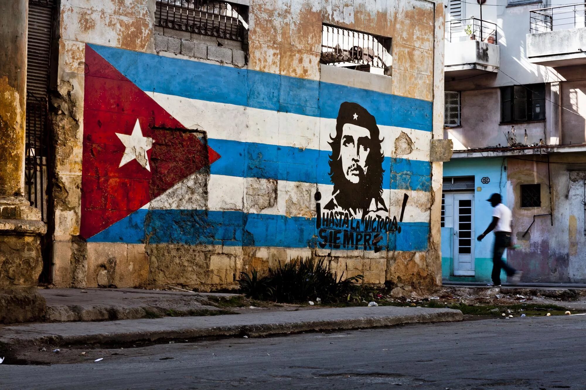 Кубинские лозунги. Кубинская революция 1959. Социалистическая Куба. Куба флаг революции. Куба че Гевара.