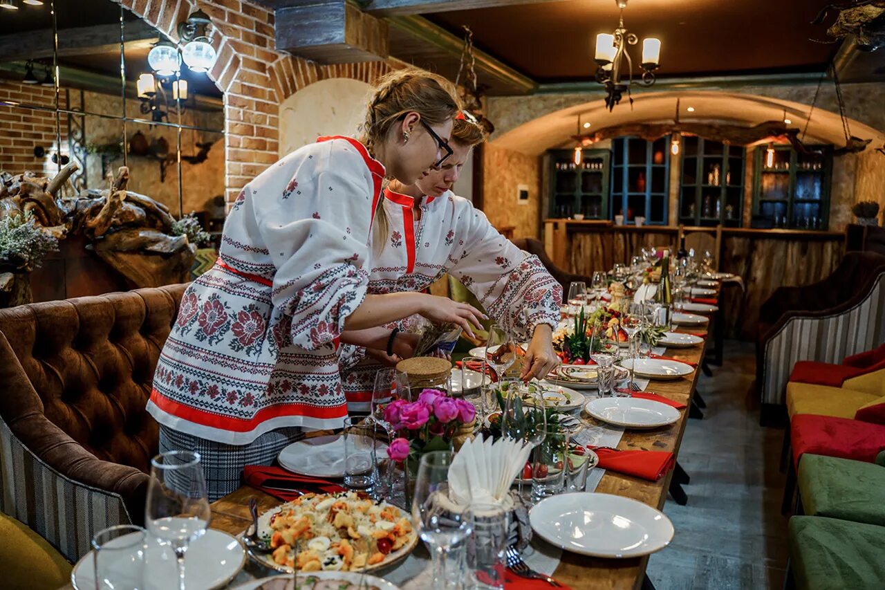 Каменск шахтинский рестораны. Излучина Ростовская область, Каменский район, Хутор Самбуров. Излучина Каменск Шахтинский. Излучина Каменск Шахтинский эко парк. Излучина Самбуров ресторан.