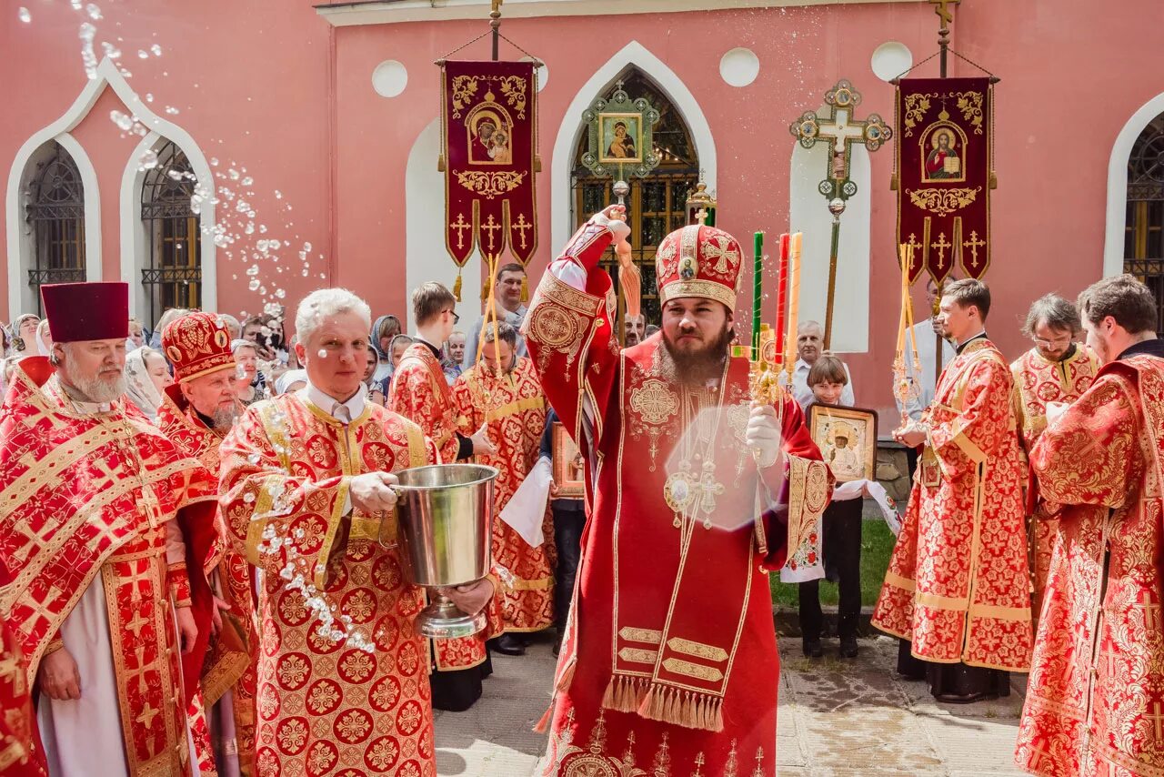 Расписание никольского храма зеленоград. Никольский храм Зеленоград. Храм святителя Николая Мирликийского Зеленоград. Никольская Церковь Зеленоград. Храм Николая Мирликийского в Зеленограде настоятель.