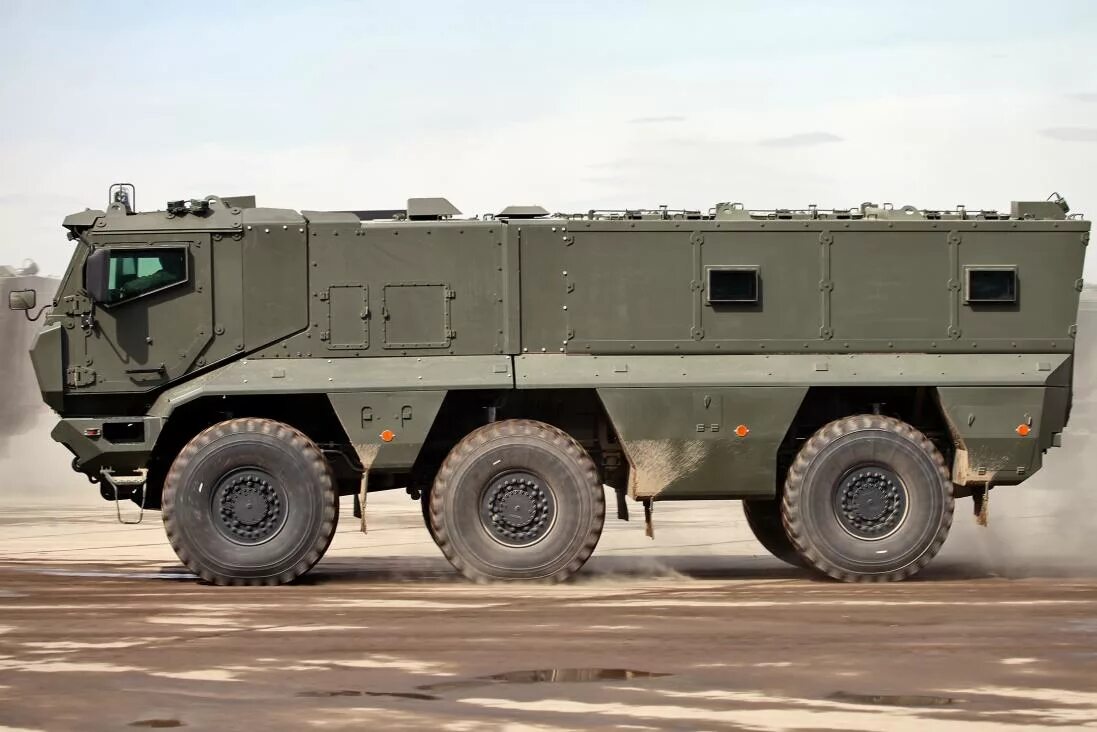 Камаз 5350 бронированный. Броневик камаз 63968. Бронеавтомобиль камаз-63969 «тайфун». Броневик росгвардия камаз. Камаз 63698 тайфун.