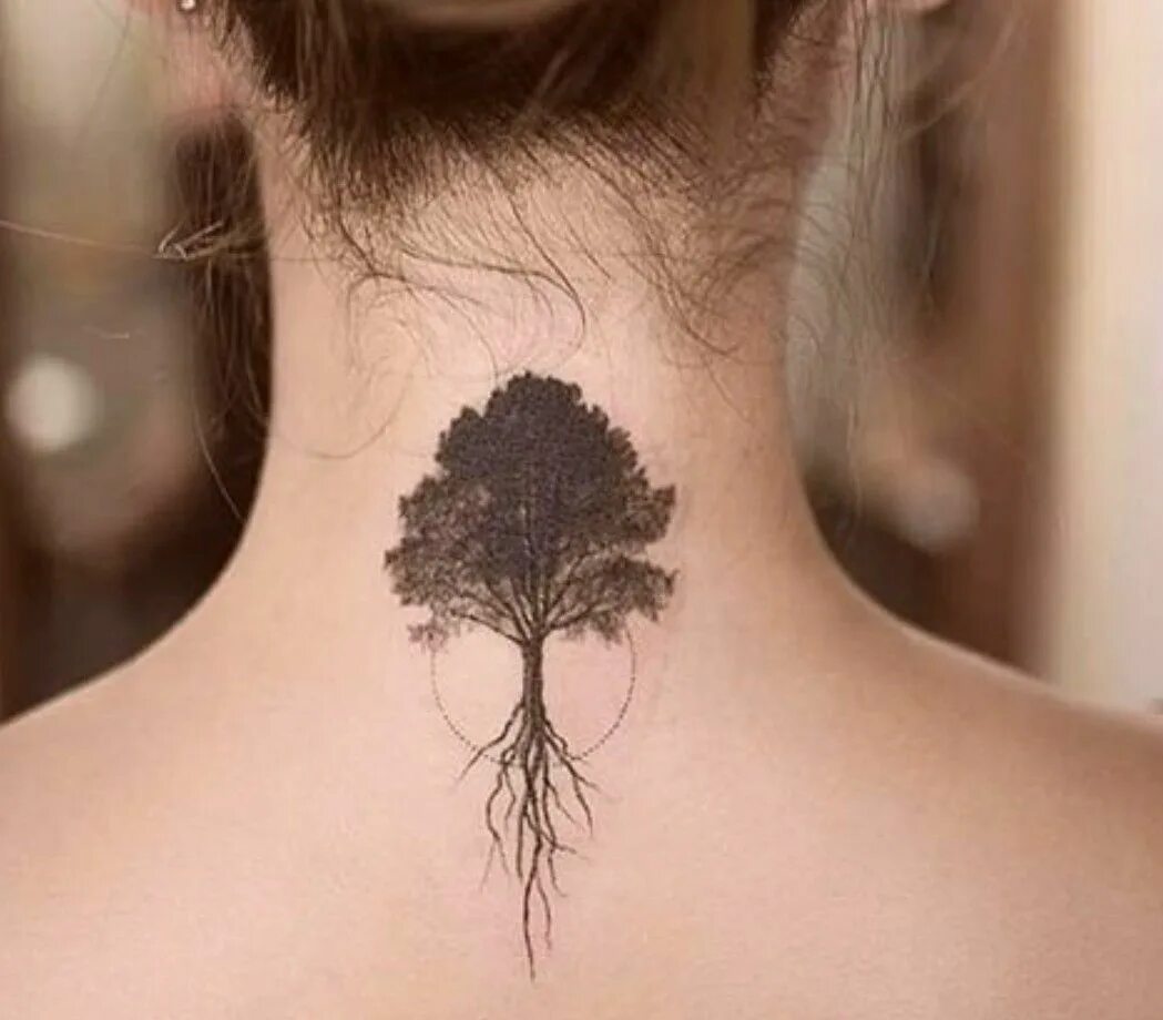 Тату дерево. Тату дерево жизни. Тату деревце. Тату дерева на пояснице. Тату дерево девушке.