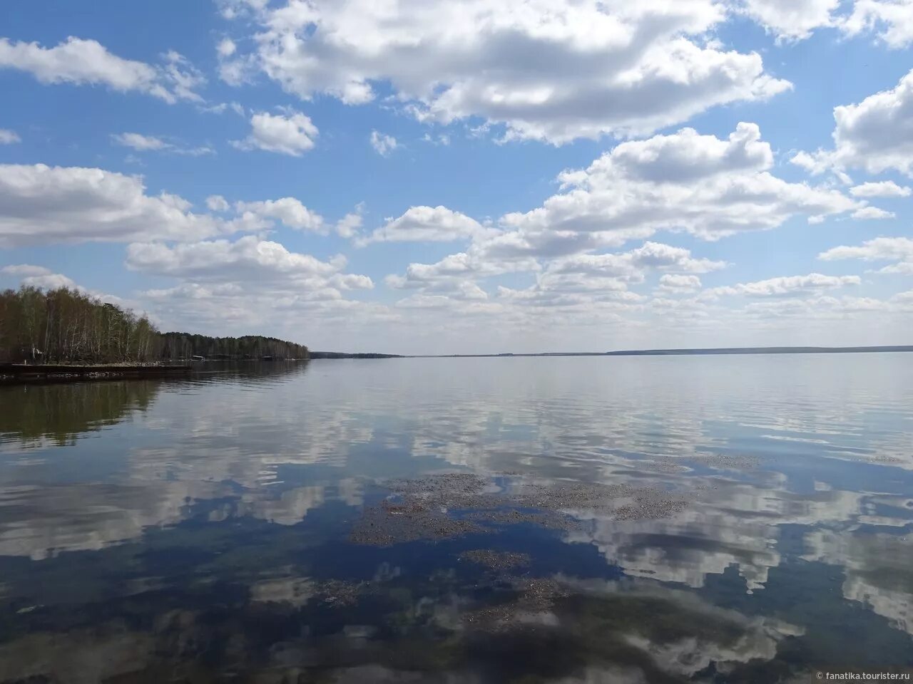 Погода озеро увильды челябинская. Озеро Увильды. Озеро Увильды Челябинская. Челябинск озеро Увильды. Аргаяшский район озеро Увильды.