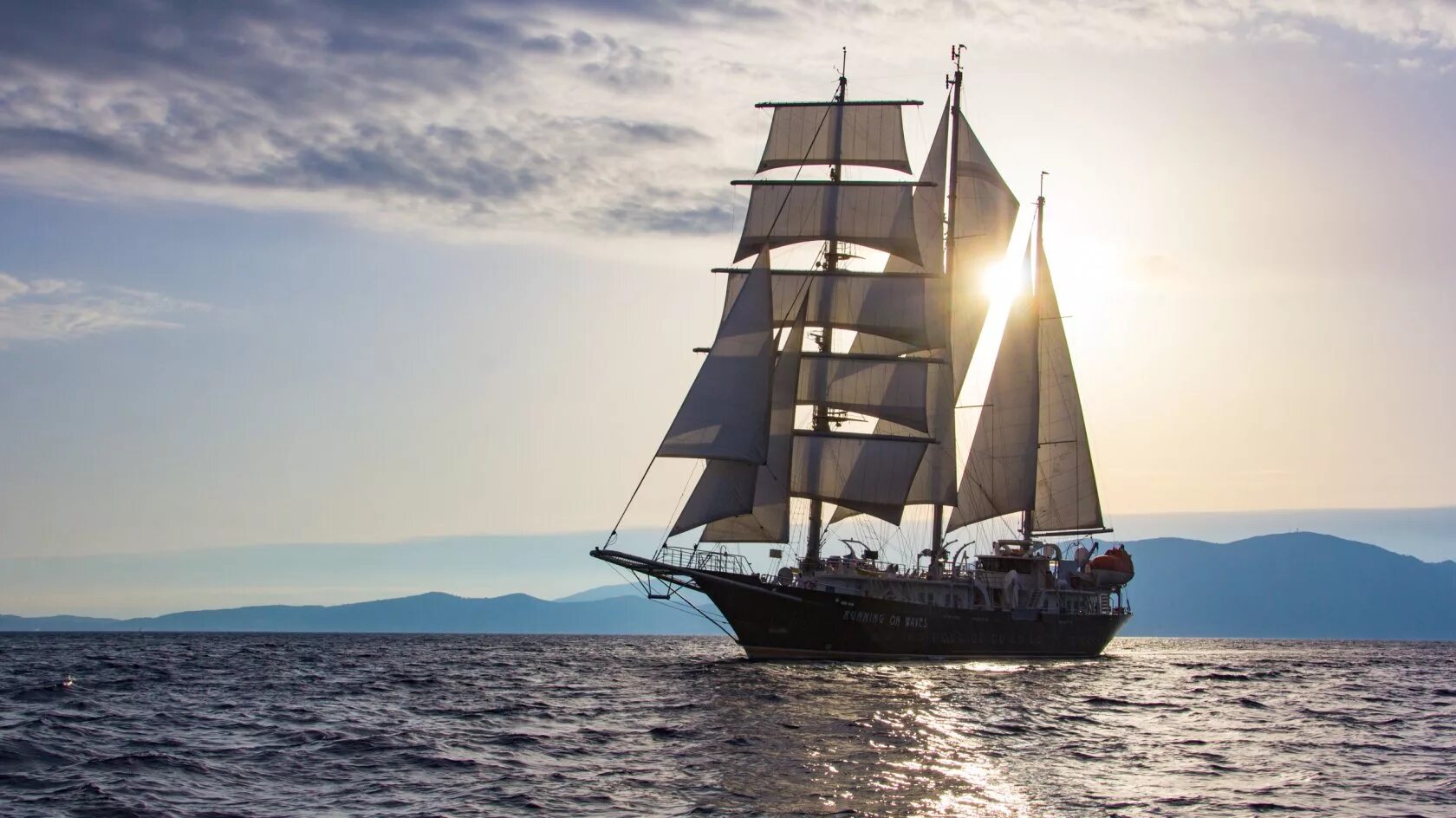 Корабль завершение. Корабль фернандо магеллана. Корабль завершение. Маршал устинов ракетный крейсер. Каракка магеллана тринидад.