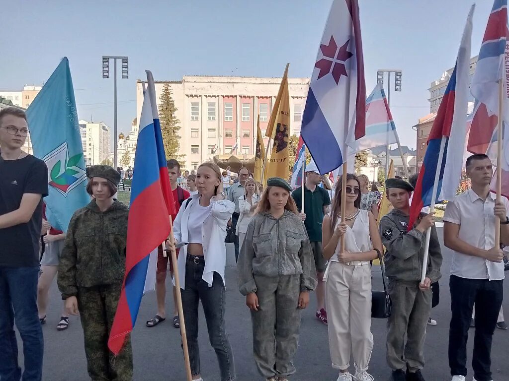 Митинг. Митинг в Италии в поддержку России. В поддержку Российской армии. Жители Мордовии. Митинг в поддержку президента