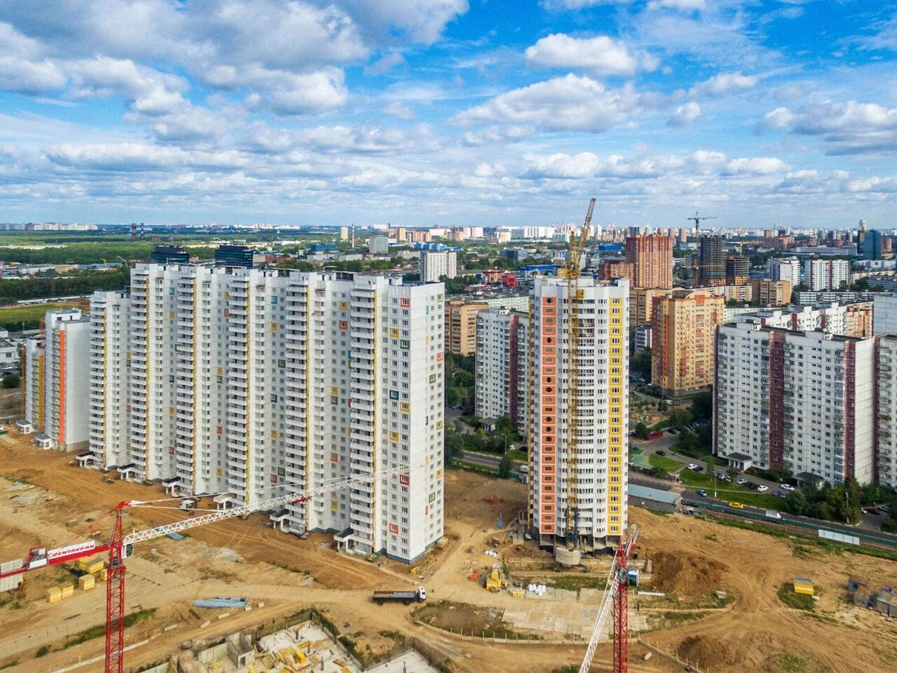 Химки 8 микрорайон 1. Дома в новокуркино. Молодежная 8 химки. Новокуркино москва. Новокуркино 8 й микрорайон.