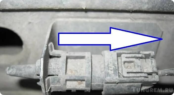 Датчики температуры за бортом нива-шевроле 2123. Датчик наружных температур шевроле нива. Датчик наружной температуры нива 21214. Датчик температуры воздуха шеви нива. Датчик температуры воздуха шеви нива.