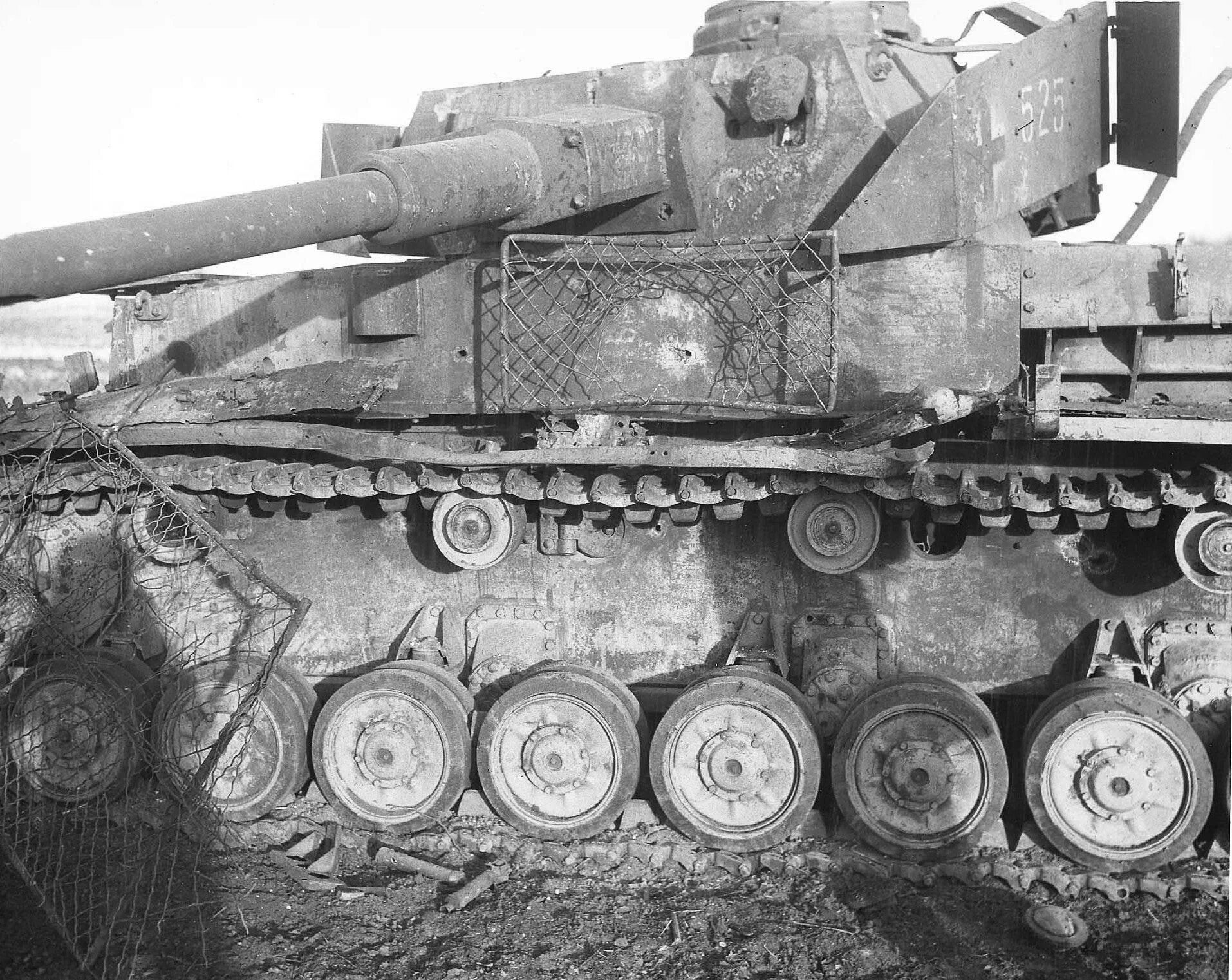 Первая а четвертая т. Т-4 танк. Танк PZ Kpfw 4. Танк PZ-IV 1943. PZ Kpfw 3 Ausf h.
