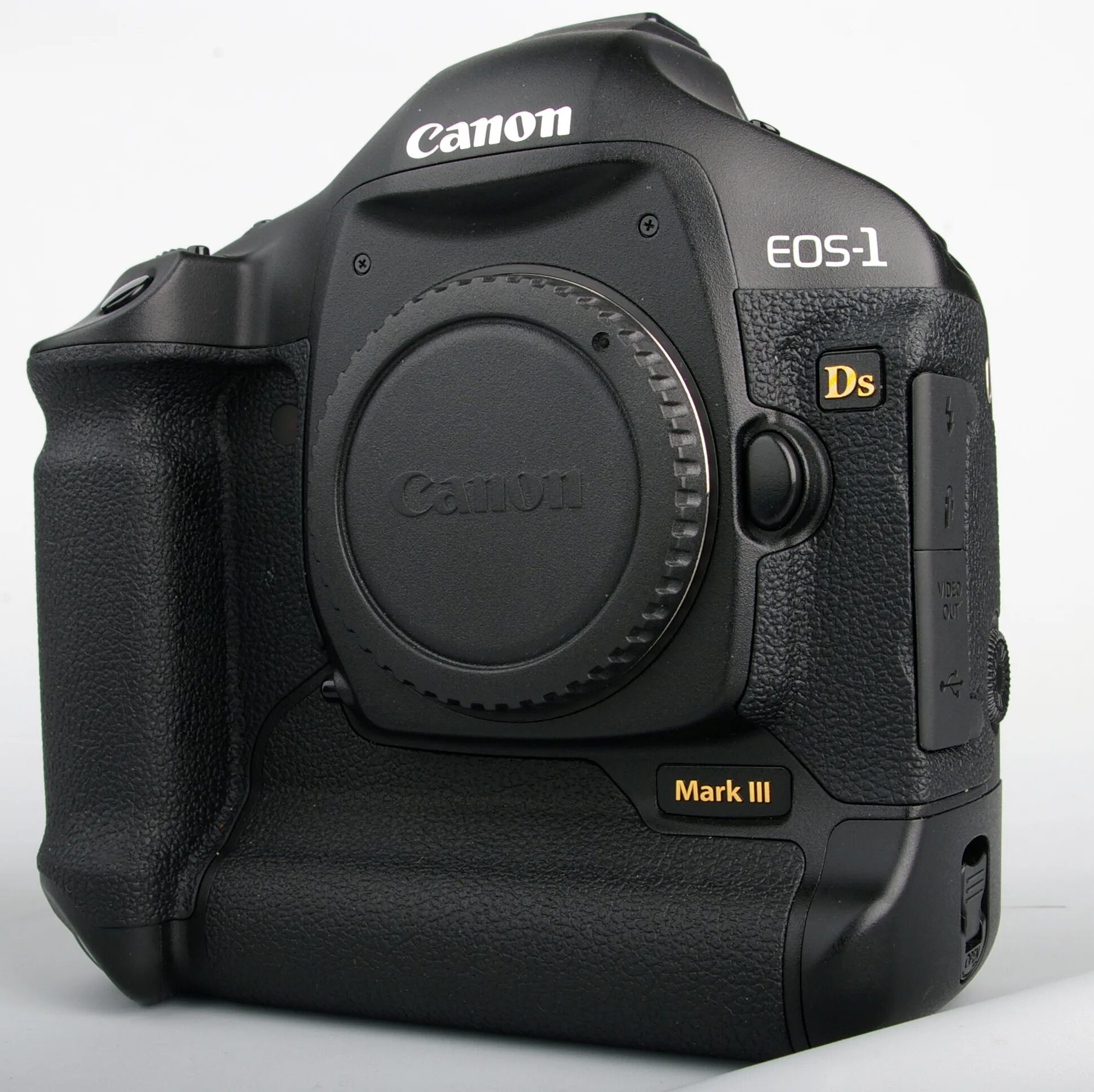 Canon EOS-1ds Mark III. Canon 1ds Mark 3. Canon 1ds m3. Canon EOS 1ds Mark lll.