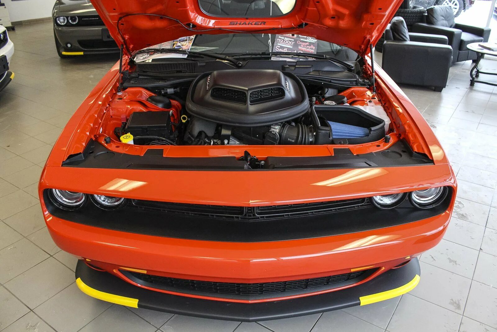 Додж челленджер двигатель. Додж Челленджер 1000 л с. Dodge Challenger 2021. Dodge Challenger 2020 мотор. Додж Челленджер 2150.