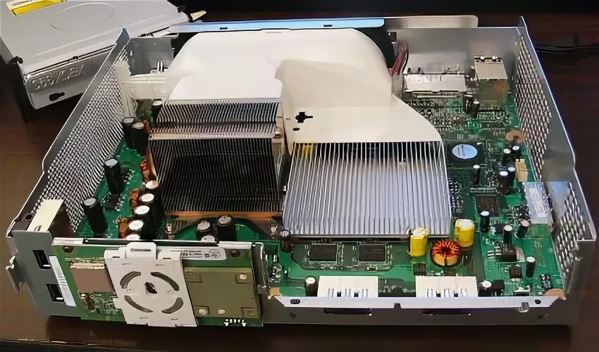 Как разобрать корпус xbox 360 xbox 360 E How to properly open clean & Repast without damage YouTube