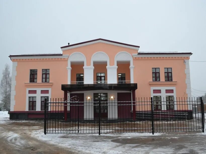 Гп лесной. Школа в поселке лесной пушкинский. Линия дубки лесная. Пгт лесной пушкинского района московская область. Гп лесной.