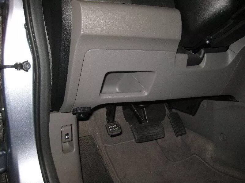 Acura CSX (2006-2011) Fuse Box Diagrams - YouTube