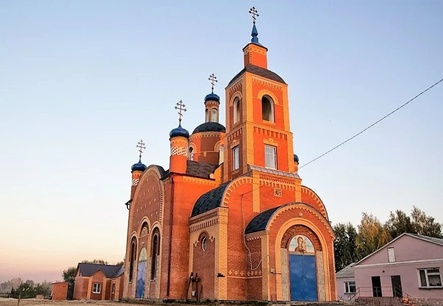 Погода в селе хобот богоявленское. Село хобот богоявленское. храм казанской иконы божьей матери села казинка.
