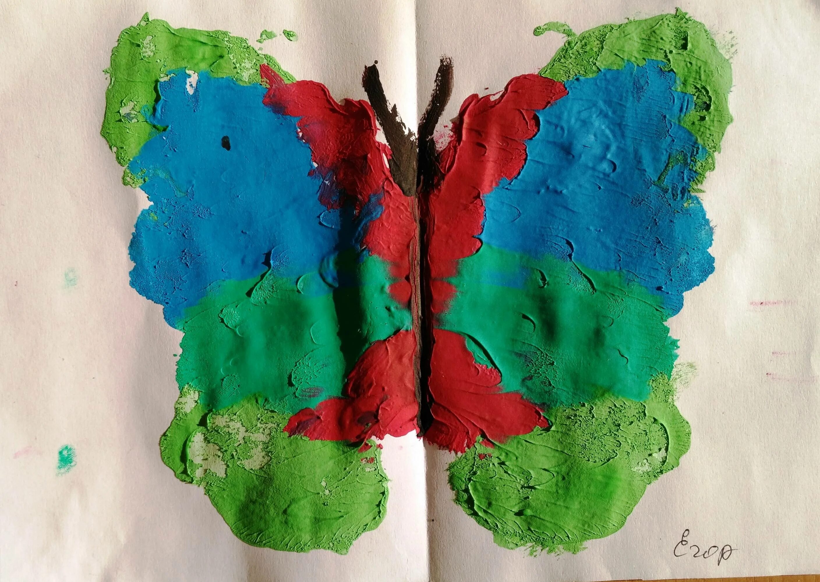 Техника монотипии для детей бабочка. Монотипия нетрадиционная техника рисования. Монотипия предметная. Монотипия техника. Техника монотипия для детей.