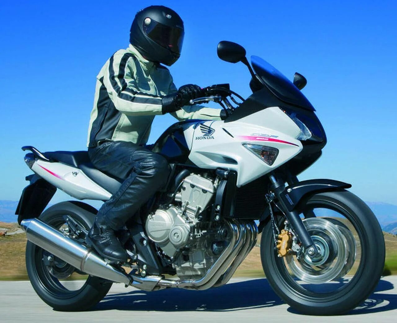 Мотоцикл honda cbf. Honda cbf600sa. Хонда CBF 600. Honda CBF 600 S 2006. Мотоцикл Honda CBF 600s.