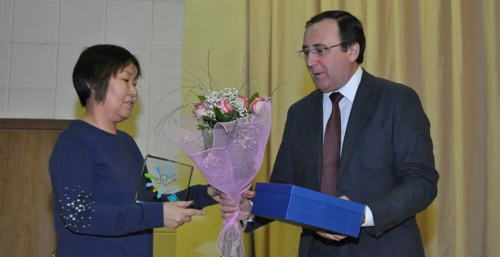 Город удачный мирнинский район. Мчс город удачный якутия. Месторождение удачное якутия. Мчс город удачный якутия. Город удачный стелла якутия.