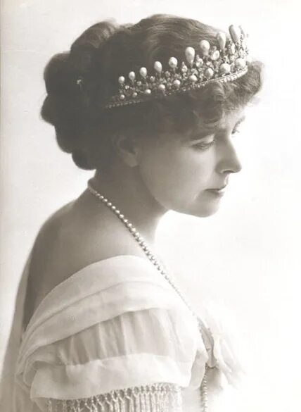 Royalty in 2023 Queen victoria family, Romanian royal family, Romania