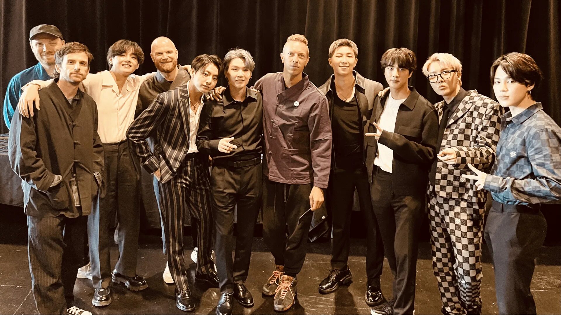 My universe текст. Coldplay bts. бтс и колдплей. бтс coldplay my universe.