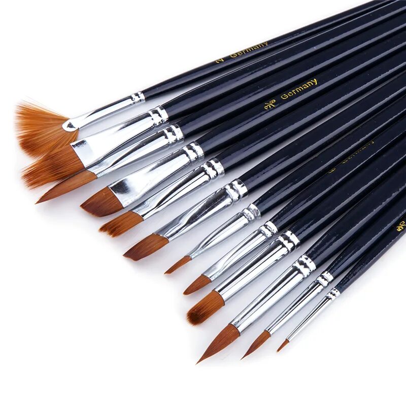 кисточки чернышевская. набор кистей для художника. кисточка для рисования с краской. кисточки салон. профессиональные кисти для художников.