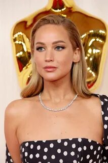 Oscars for best tits (1968-2013): the 90s