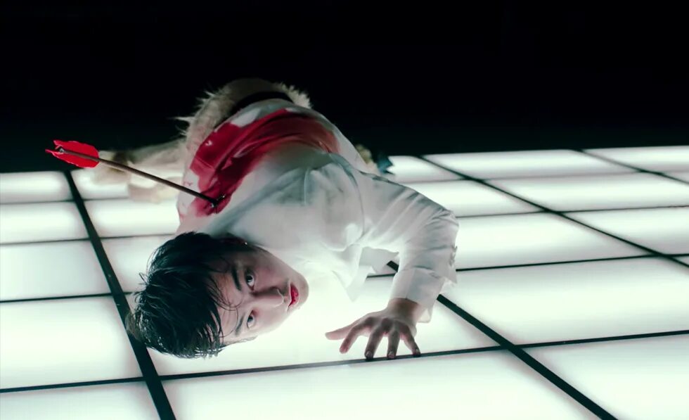 Joji dancing. Joji Slow. Joji Slow Dancing in the Dark. Joji in the Dark. Joji Dance.