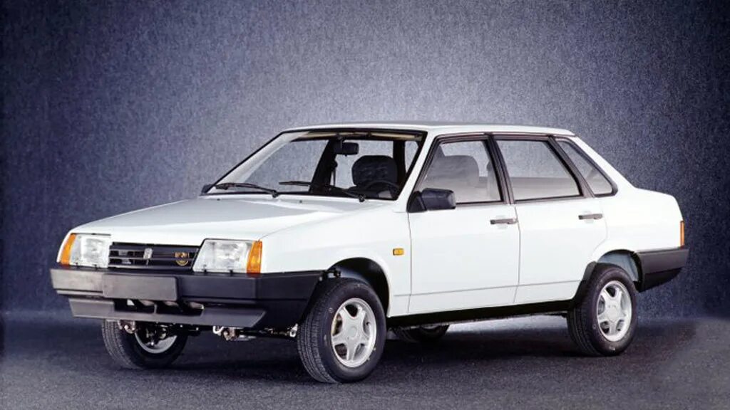 Ваз 21099 кристалл. Ваз 21099 новая с завода. Ваз-21099 седан. Заводская 21099. Заводская 21099.