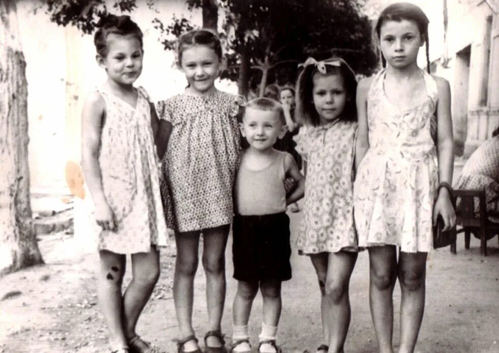 Воспоминания из детства. Фотографии из детства. Первые воспоминания детей. Первое воспоминание из детства. Мое раннее детство.