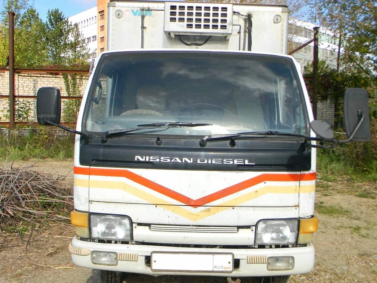 Ниссан кондор 1993г. Ниссан дизель 1993. Ниссан дизель 1995 года. Nissan atlas 1993 грузовой бортовой. Nissan diesel condor cm87.