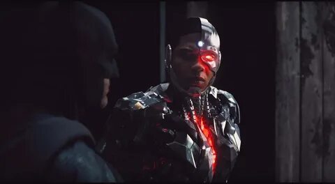 Cyborg and Batman - Gallery Batman-Online.com.