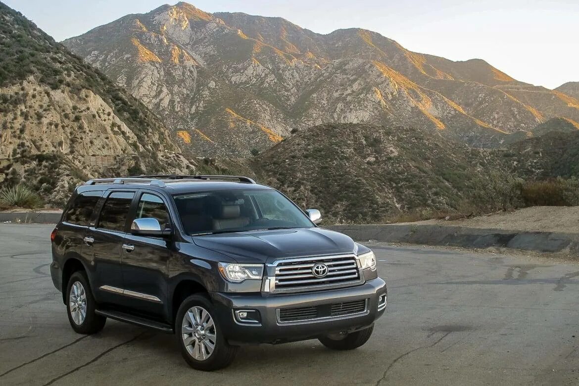 Комплектации новой тойота секвойя. Toyota sequoia 2018. Тойота секвойя 2022. Комплектации новой тойота секвойя. Тойота секвойя 2021 в новом кузове.